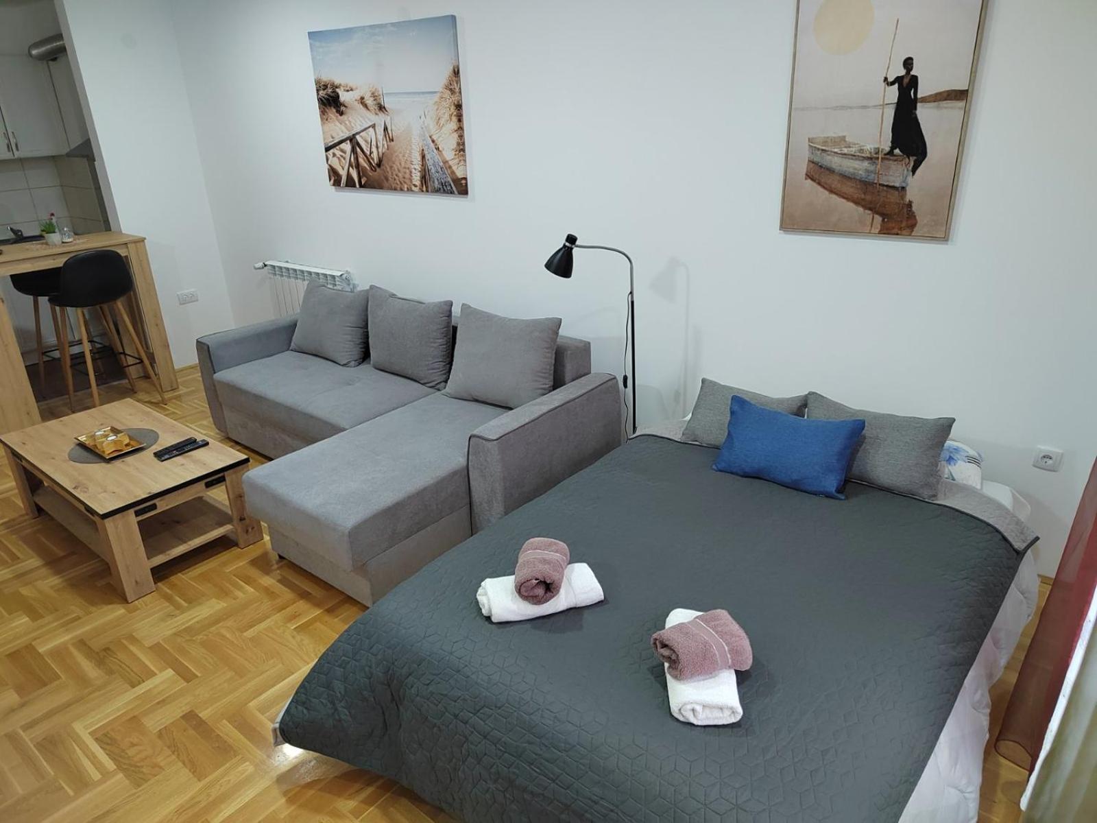 Ni Bed And Breakfast Majesty חדר תמונה
